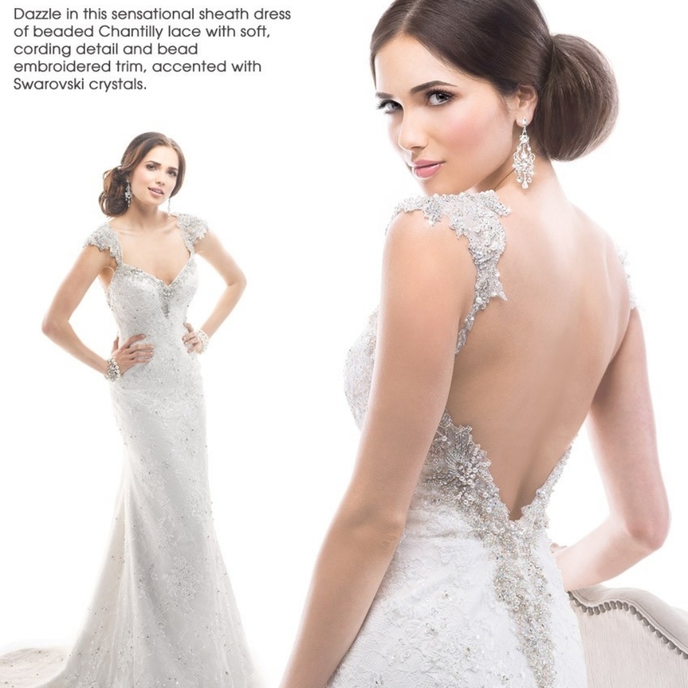 Ivory Maggie Sottero Brandy Wedding dress - Picture 5 of 12